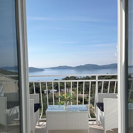 Apartment Lucija With Sea View Dubrovnik Eksteriør bilde