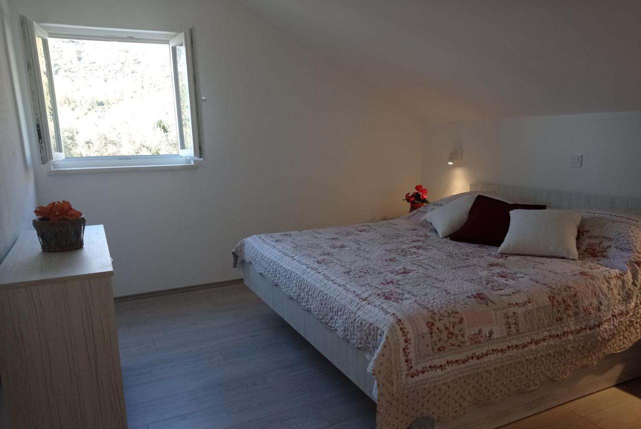 Apartment Lucija With Sea View Dubrovnik Eksteriør bilde